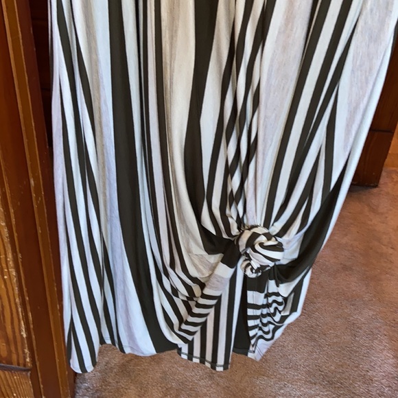 Boutique maxi dress - Picture 3 of 4